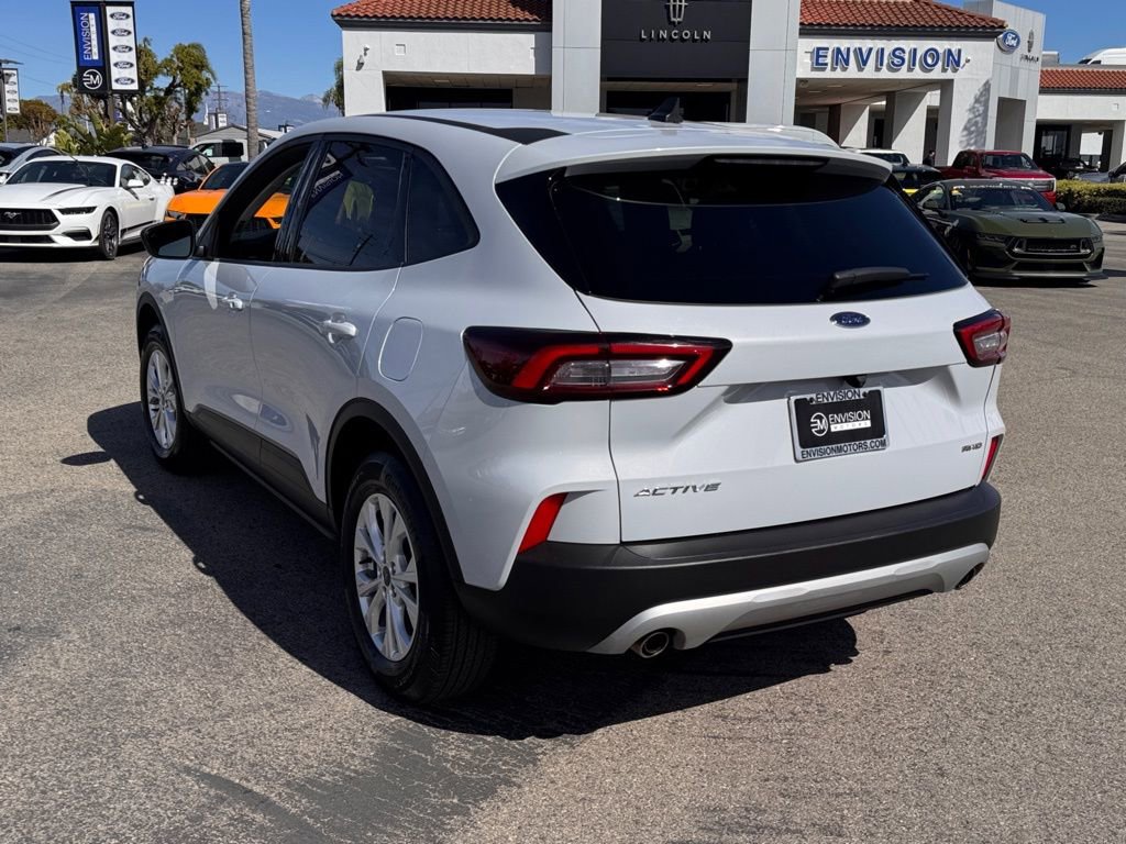 Certified 2025 Ford Escape Active image 10