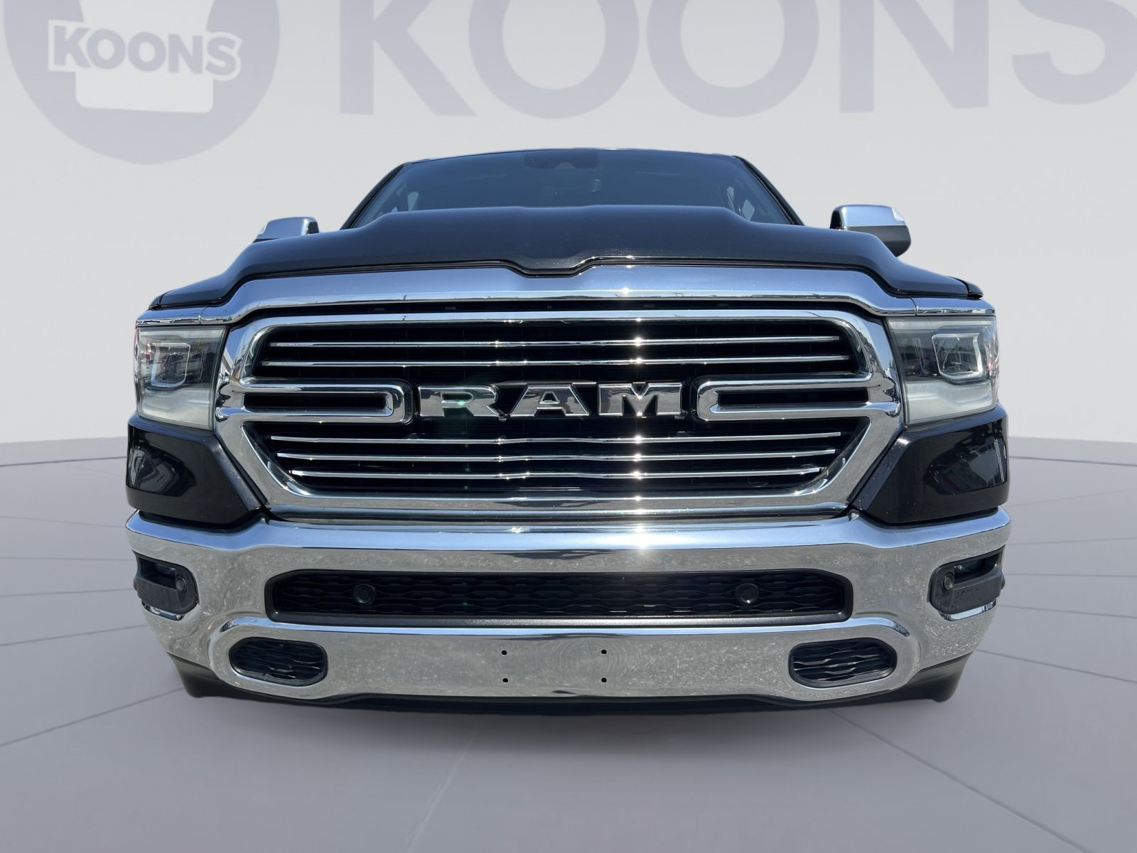 Used 2024 RAM 1500 Laramie AWD/4WD image 11