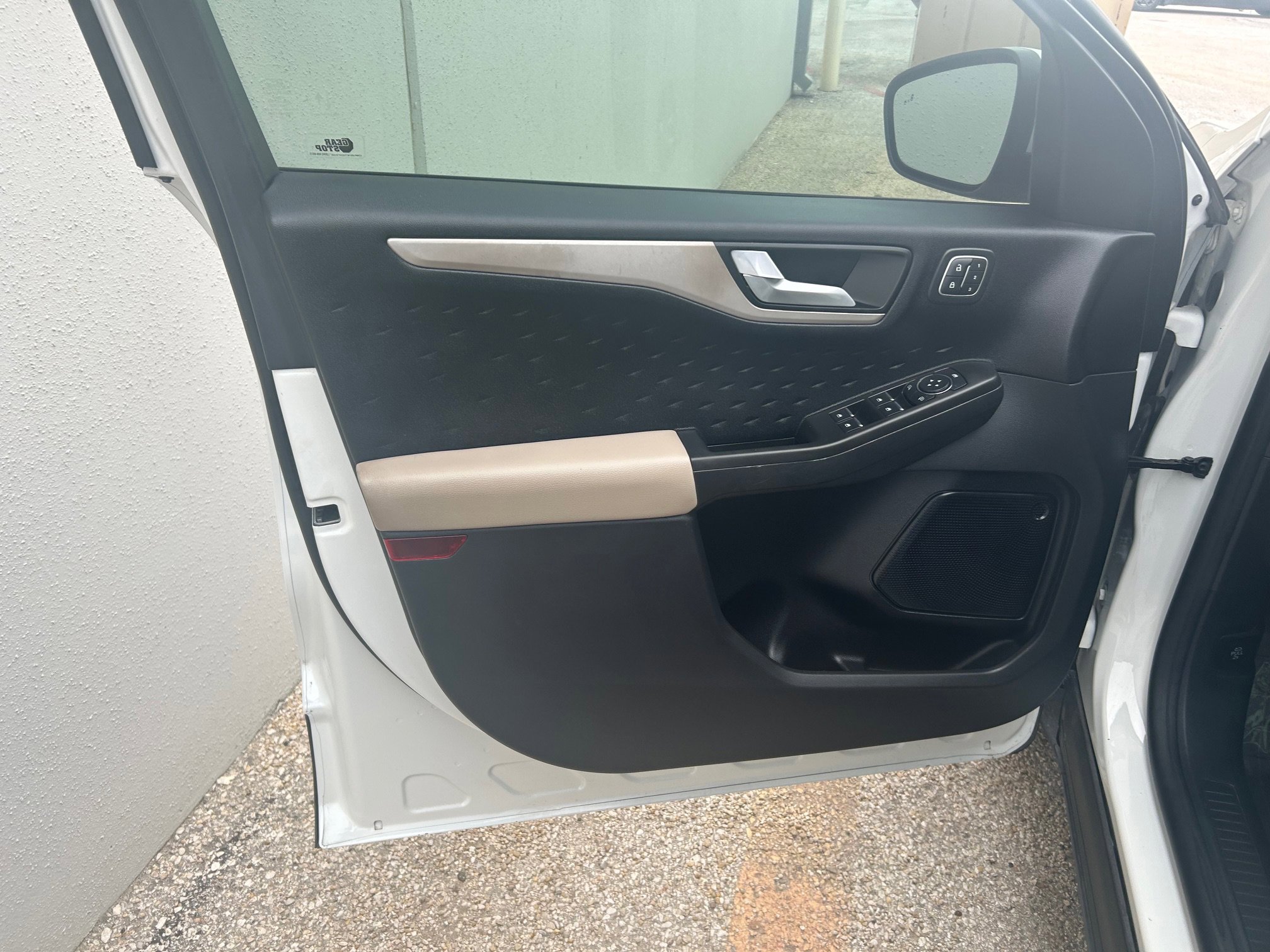 Certified 2020 Ford Escape SEL FWD image 7
