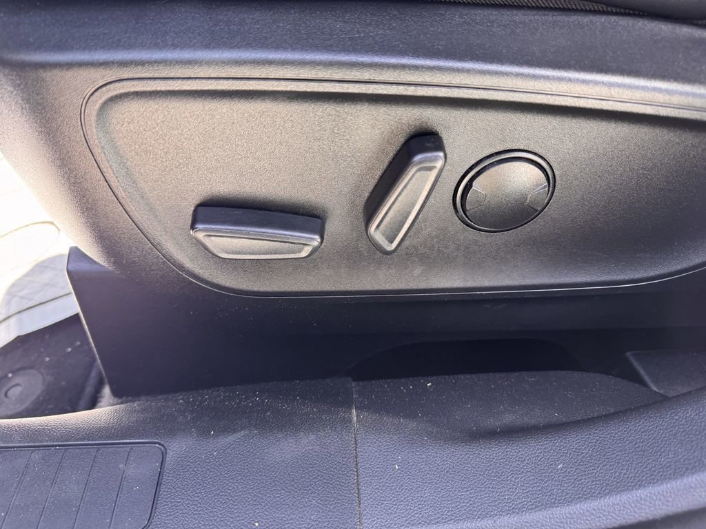 Certified 2023 Ford Escape ST-Line image 10