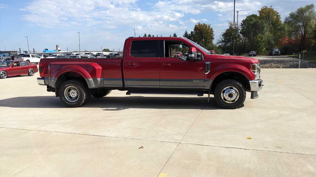 Certified 2022 Ford F350 Lariat w/ Lariat Ultimate Package AWD/4WD image 2