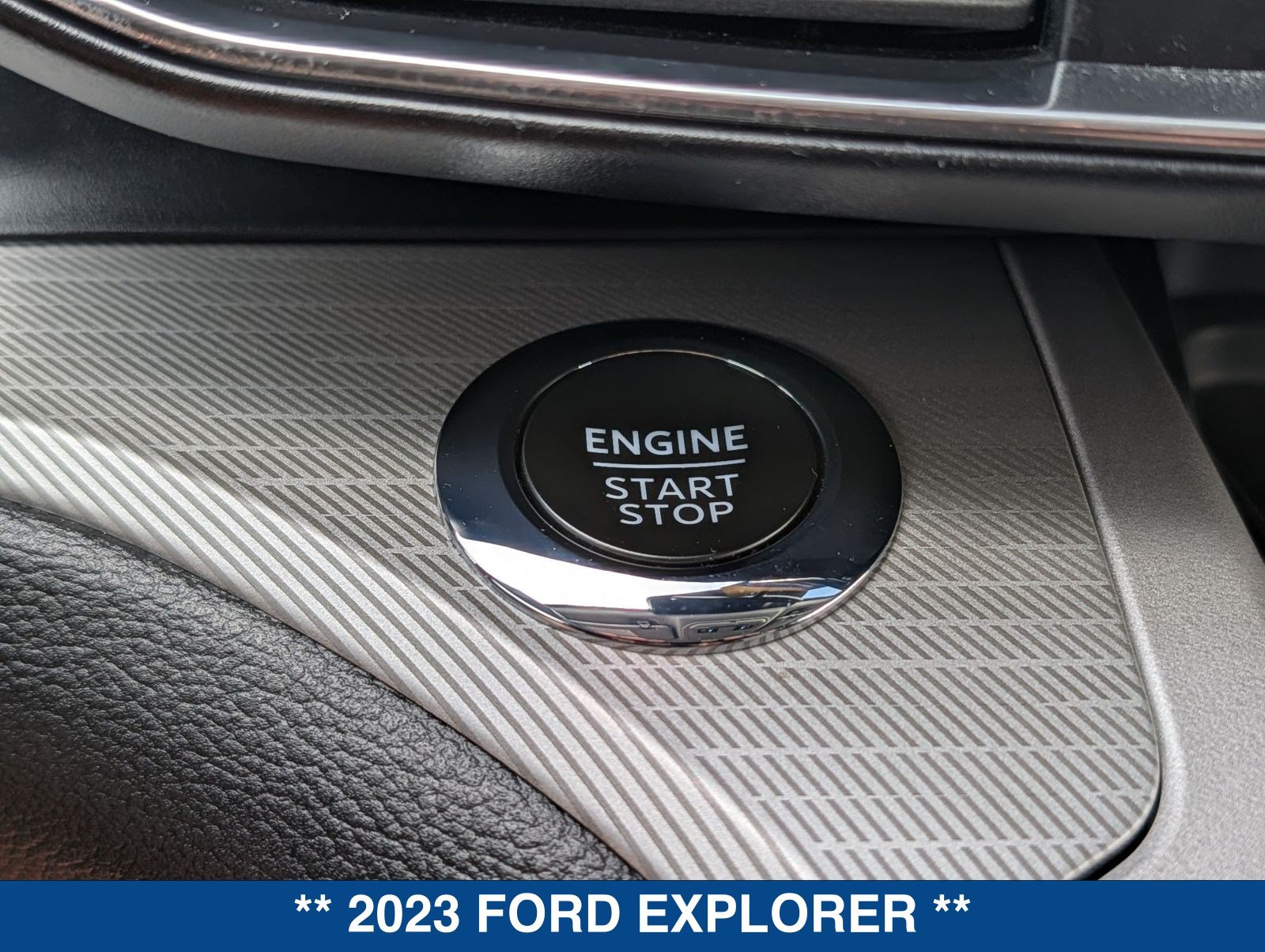 Certified 2023 Ford Explorer XLT w/ Equipment Group 202A RWD image 36
