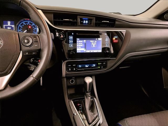 Used 2018 Toyota Corolla SE w/ Body Protection Package FWD image 6