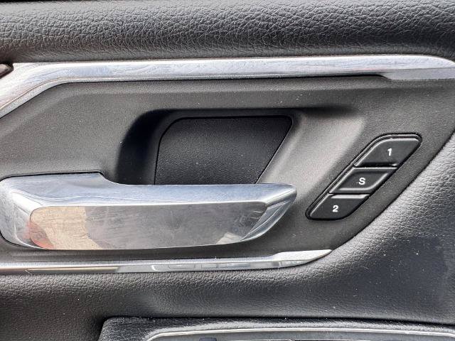 Used 2019 RAM 1500 Laramie AWD/4WD image 23