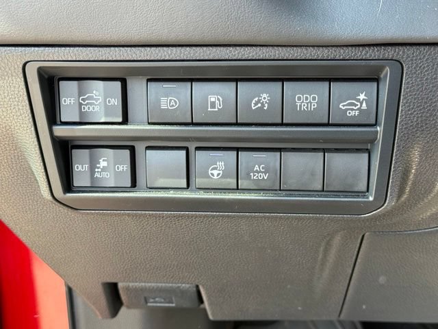 Used 2024 Toyota Tundra Platinum AWD/4WD image 19