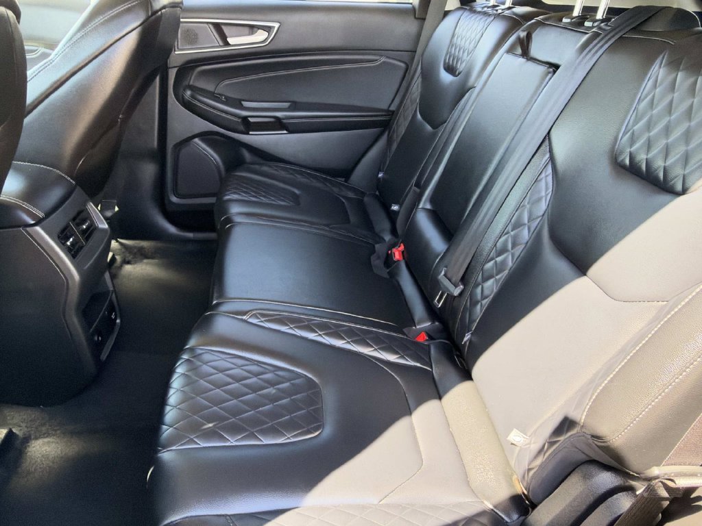 Certified 2023 Ford Edge Titanium AWD/4WD image 18