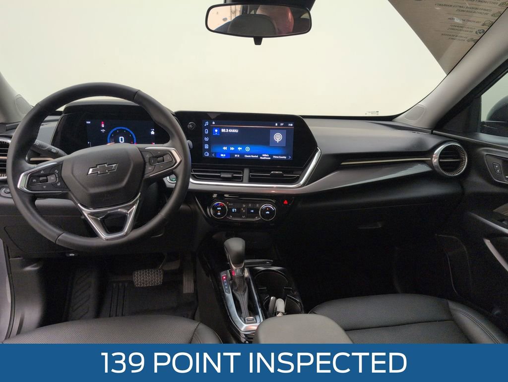 Used 2025 Chevrolet Trax ACTIV w/ Sunroof Package FWD image 7