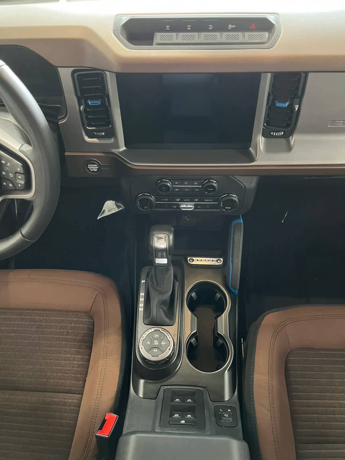 Certified 2023 Ford Bronco Outer Banks w/ Sasquatch Package AWD/4WD image 11