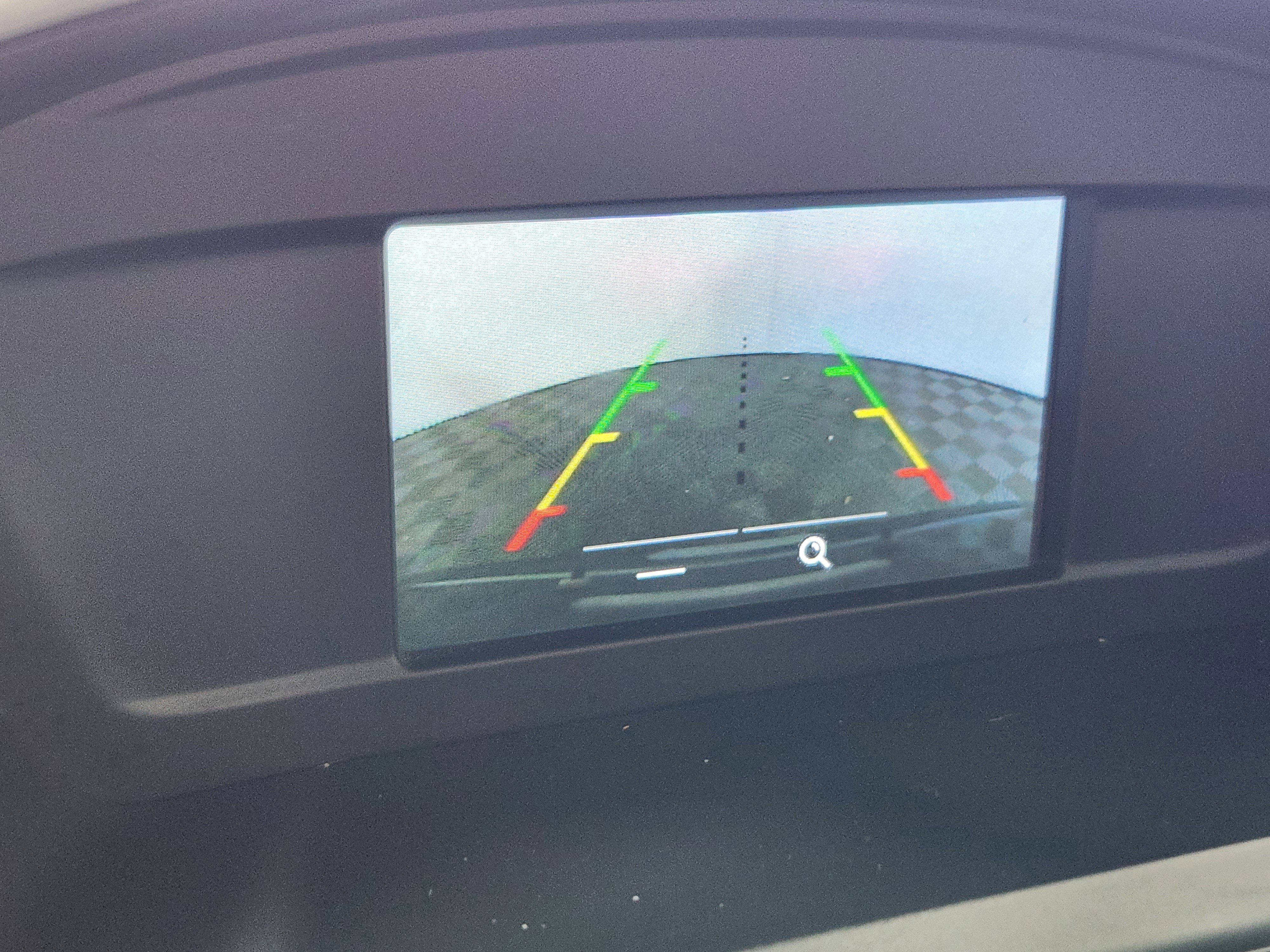 Certified 2018 Ford Escape SE w/ Ford Safe & Smart Package image 22