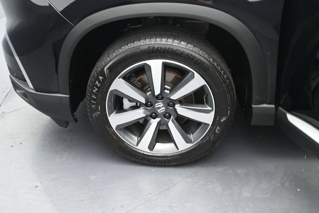 Used 2025 Honda Pilot Touring image 35