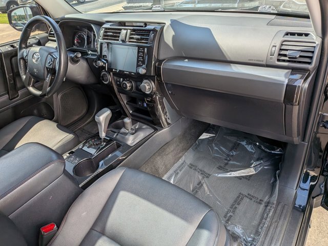 Used 2023 Toyota 4Runner TRD Off-Road Premium w/ Moonroof Package AWD/4WD image 40