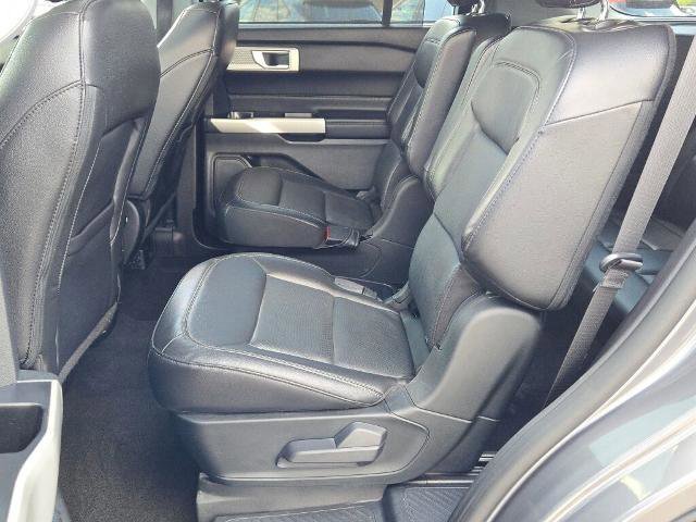 Certified 2021 Ford Explorer Limited w/ Equipment Group 301A image 18
