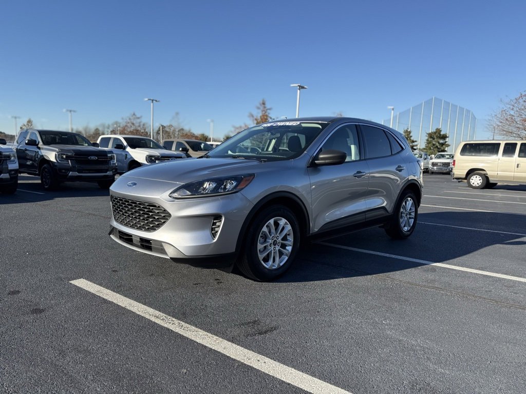 Certified 2022 Ford Escape SE w/ Convenience Package image 3