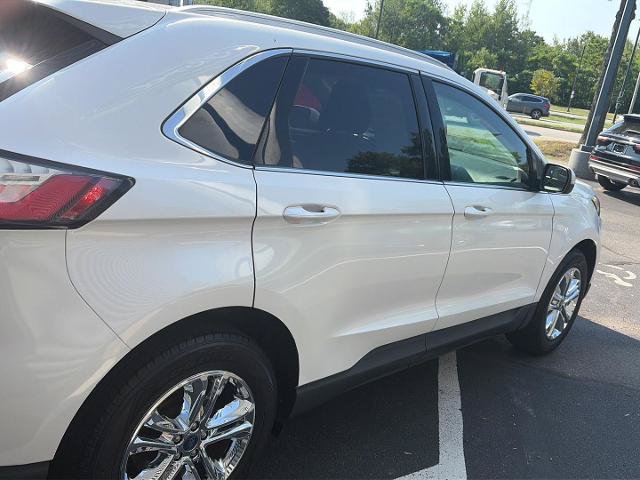 Certified 2019 Ford Edge SEL w/ Equipment Group 201A AWD/4WD image 5