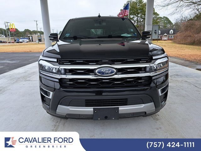 Certified 2024 Ford Expedition Limited AWD/4WD image 2