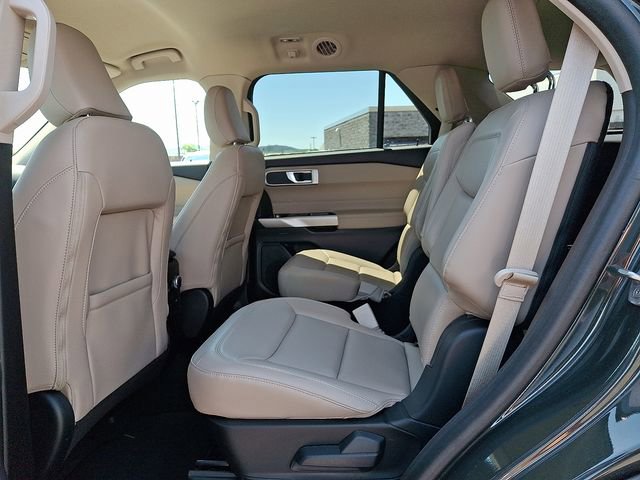 Certified 2022 Ford Explorer XLT w/ Equipment Group 202A AWD/4WD image 10
