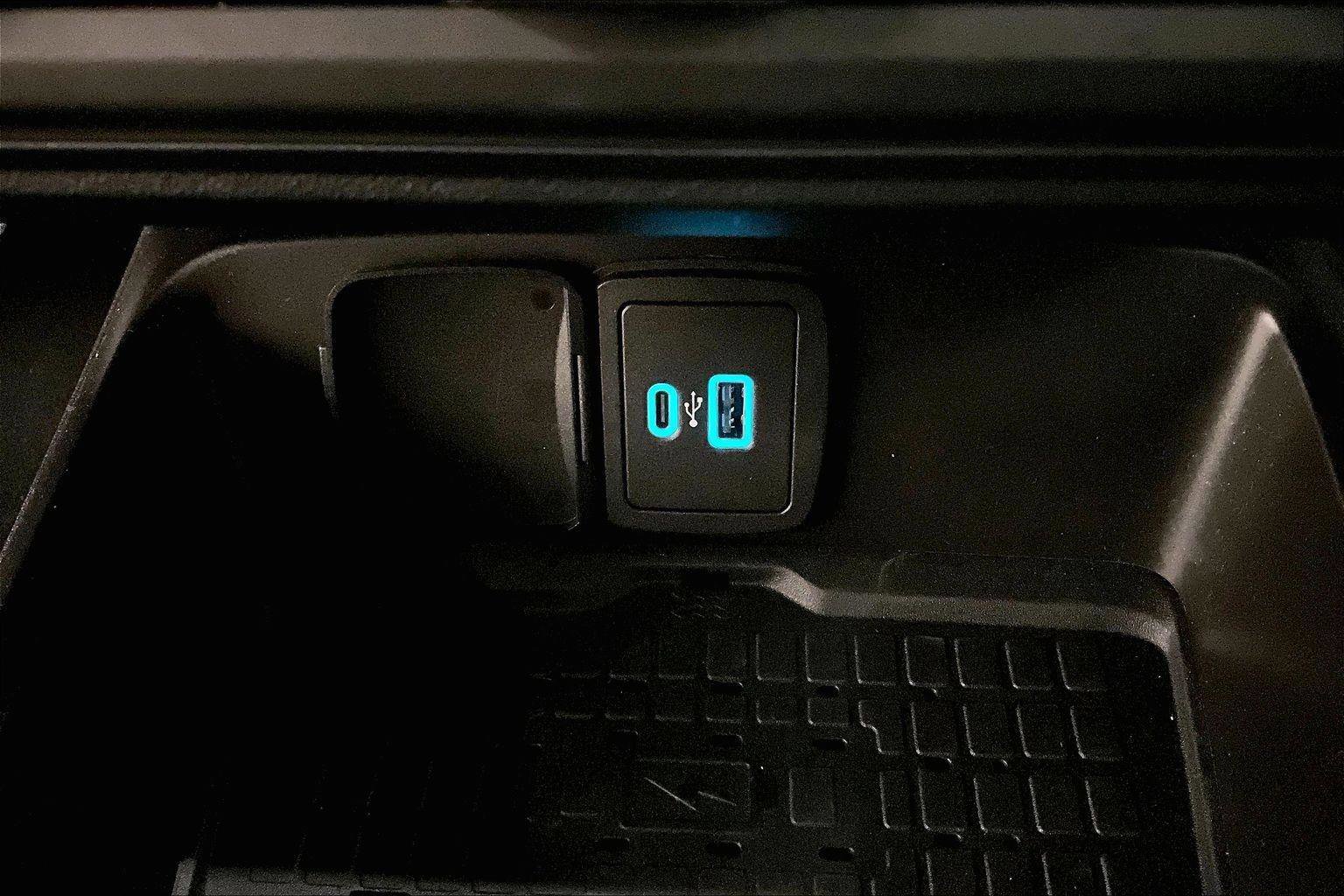 Certified 2024 Ford Bronco Wildtrak image 31