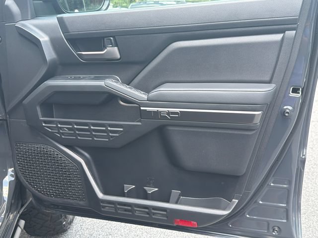 Used 2025 Toyota Tacoma TRD Off-Road AWD/4WD image 16