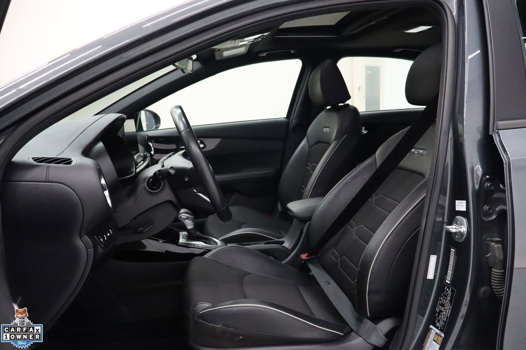 Used 2021 Kia Forte GT-Line w/ GT-Line Premium Package image 13