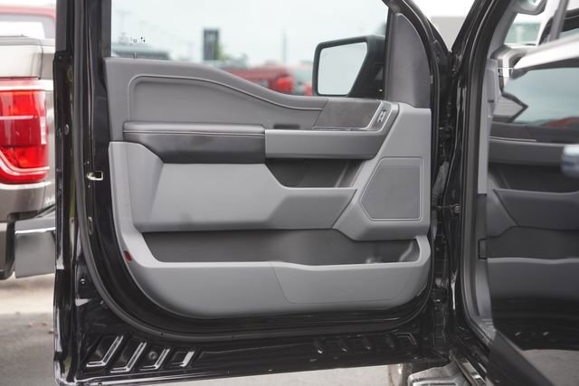 Certified 2024 Ford F150 XLT w/ Mobile Office Package RWD image 30