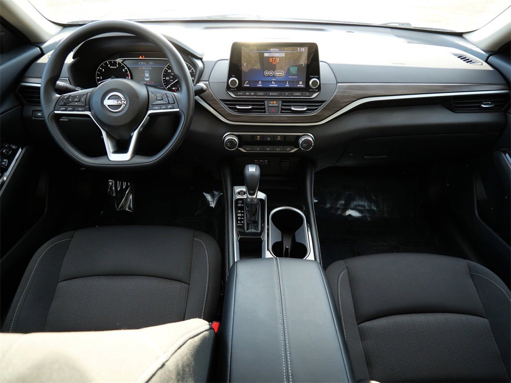 Used 2023 Nissan Altima 2.5 SV image 12
