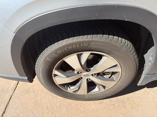 Used 2020 Subaru Ascent Premium w/ Convenience Package AWD/4WD image 11
