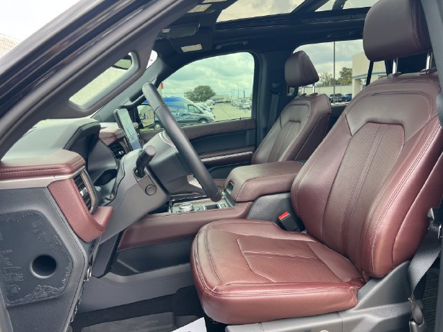 Certified 2024 Ford Expedition Limited RWD image 29