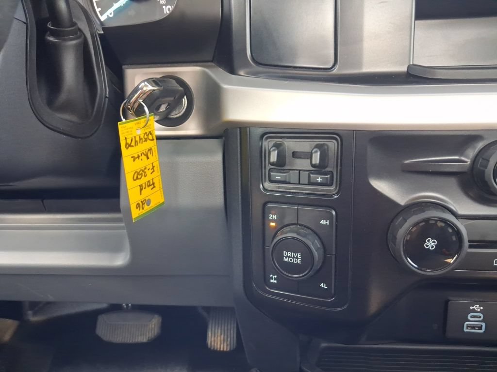 Certified 2026 Ford F350 XLT w/ 360-Degree Camera Package AWD/4WD image 10