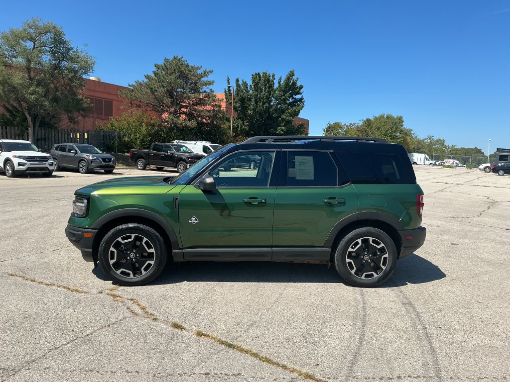 Certified 2023 Ford Bronco Sport Outer Banks w/ Tech Package AWD/4WD image 2
