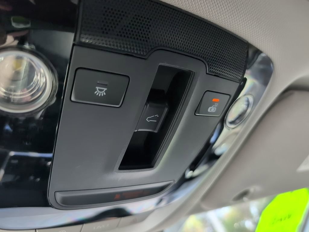 Used 2021 Kia Sorento SX image 23