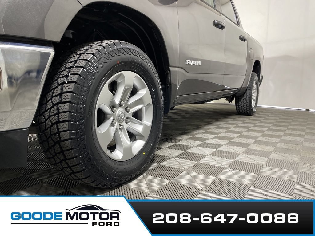 Used 2024 RAM 1500 Laramie w/ Off Road Group AWD/4WD image 26