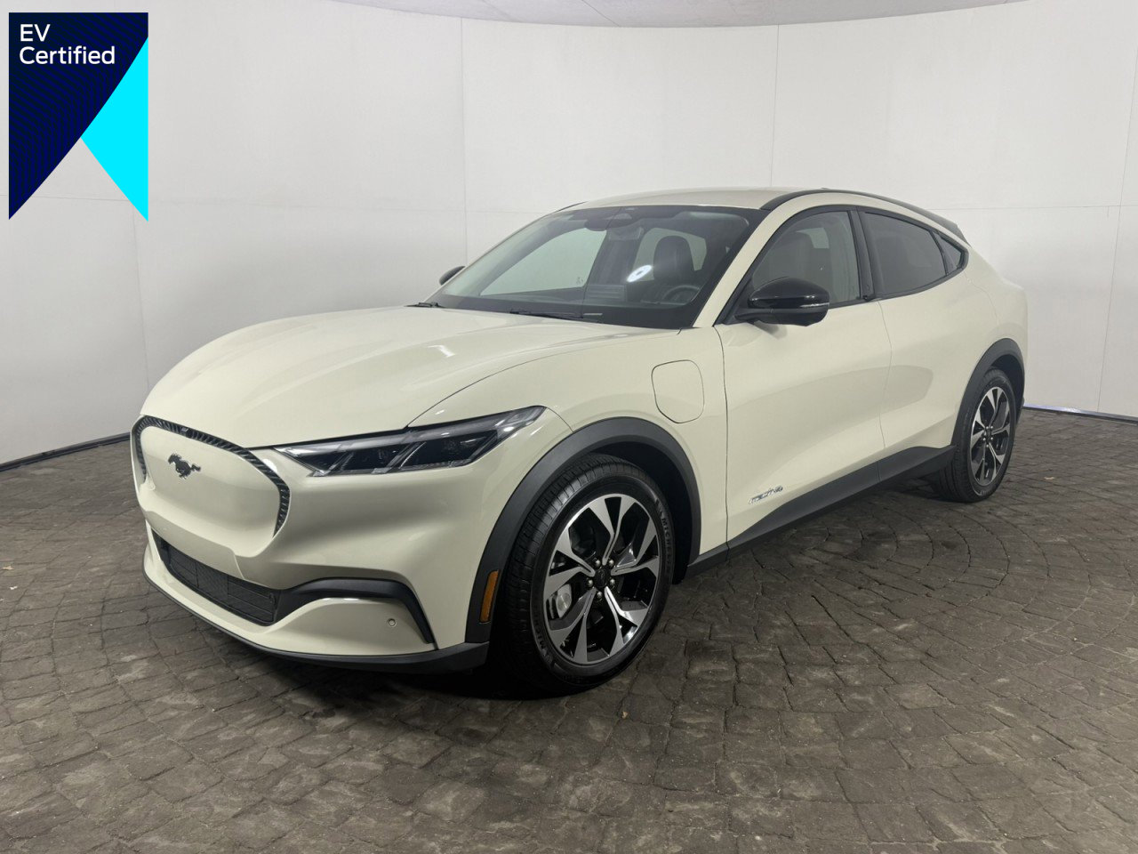 Certified 2025 Ford Mustang Mach-E Select w/ Comfort Package Lite