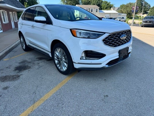 Certified 2022 Ford Edge Titanium w/ Equipment Group 301A AWD/4WD image 3