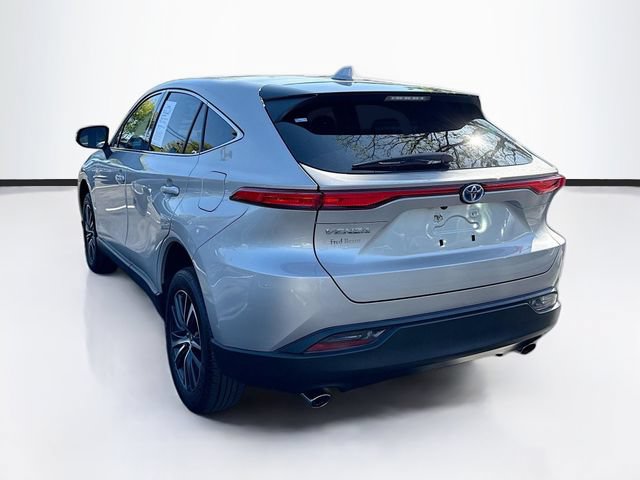 Used 2023 Toyota Venza LE AWD/4WD image 6