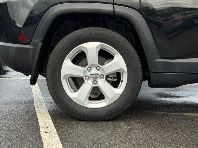 Used 2017 Jeep Compass Latitude AWD/4WD image 28
