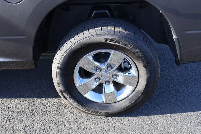 Used 2023 RAM 1500 Classic SLT w/ Trailer & Traction Group image 19