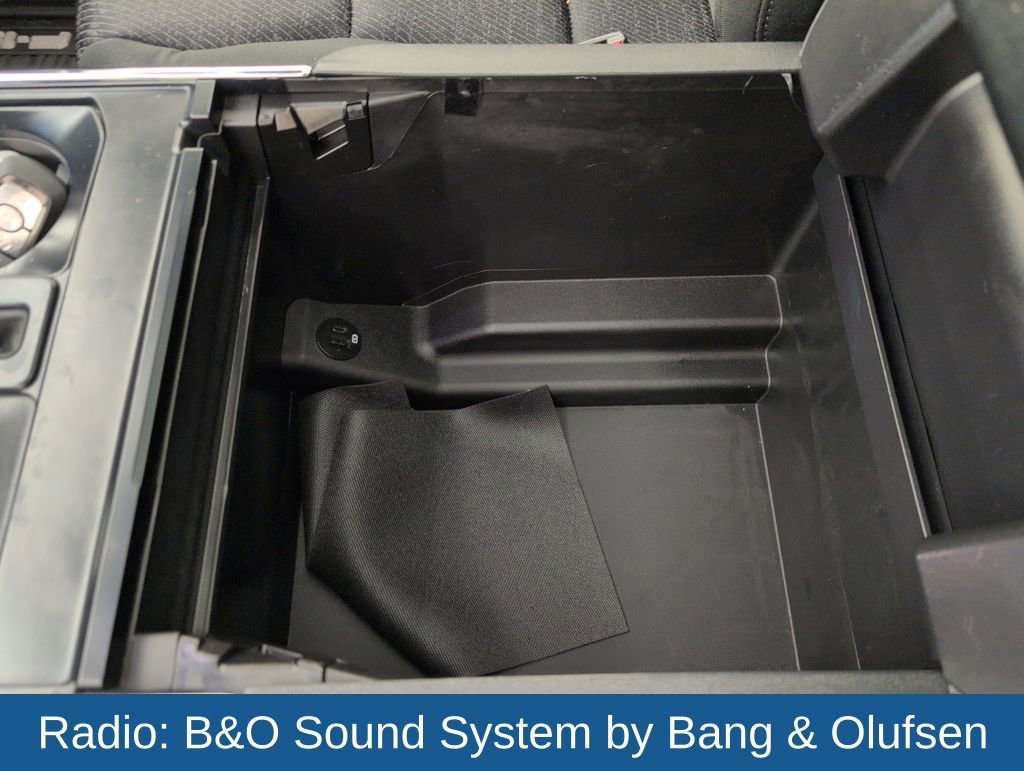 Certified 2022 Ford F150 XLT w/ Equipment Group 302A High image 46