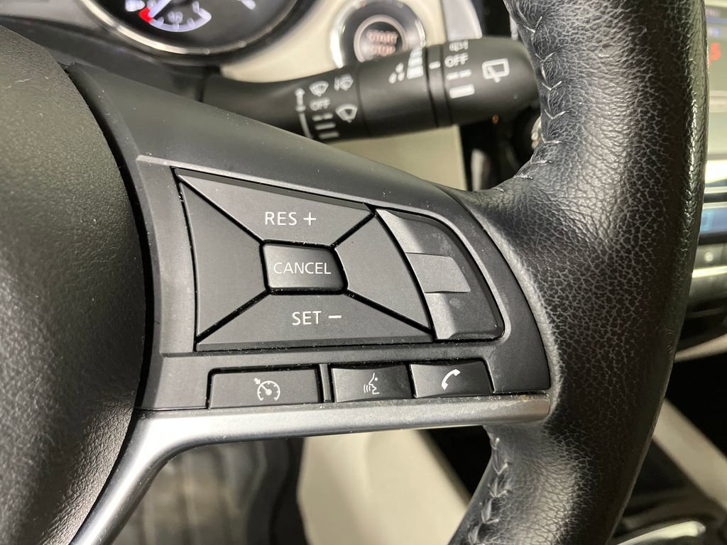 Used 2021 Nissan Rogue Sport SV image 18