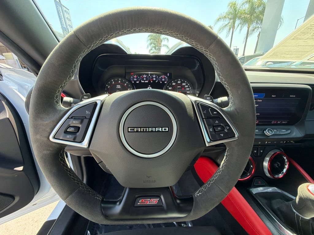 Used 2022 Chevrolet Camaro SS RWD image 31