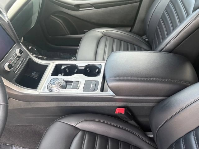 Certified 2024 Ford Edge SEL w/ Convenience Package AWD/4WD image 19
