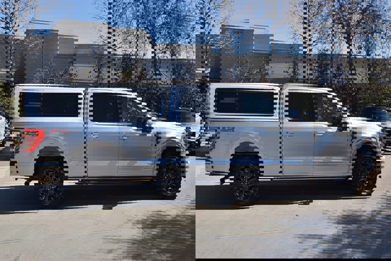 Certified 2022 Ford F150 Lariat w/ Equipment Group 502A High image 9