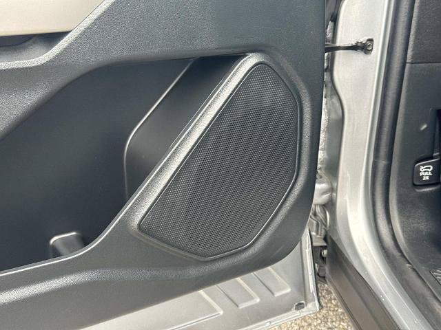 Certified 2023 Ford Explorer XLT RWD image 21