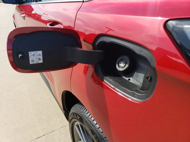 Certified 2023 Ford Edge Titanium image 16