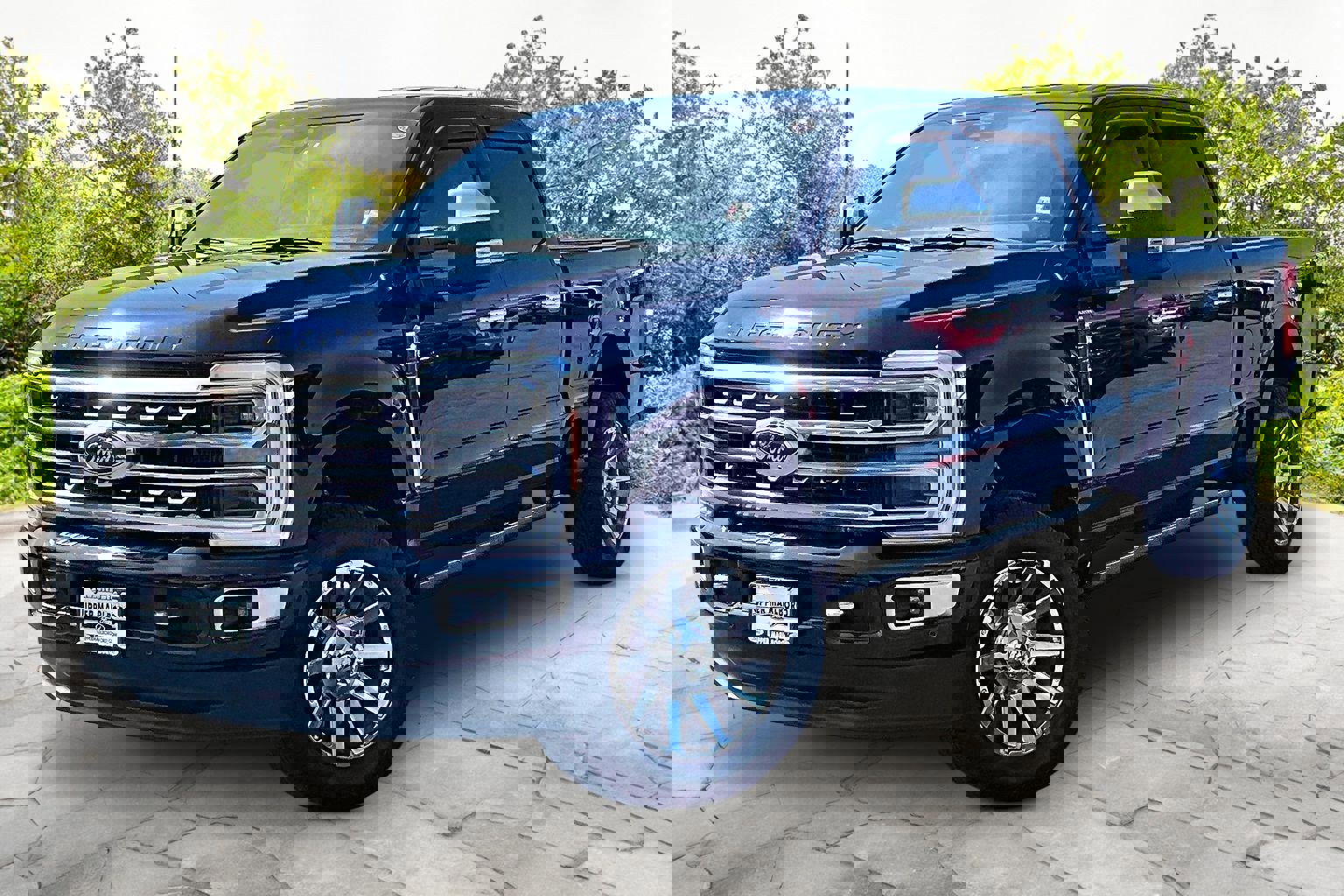 Certified 2023 Ford F250 Platinum w/ FX4 Off-Road Package image 12