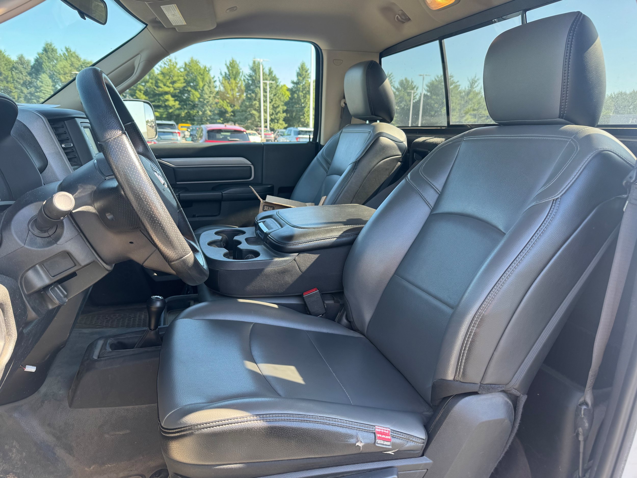 Used 2020 RAM 2500 Tradesman w/ Chrome Appearance Group AWD/4WD image 8