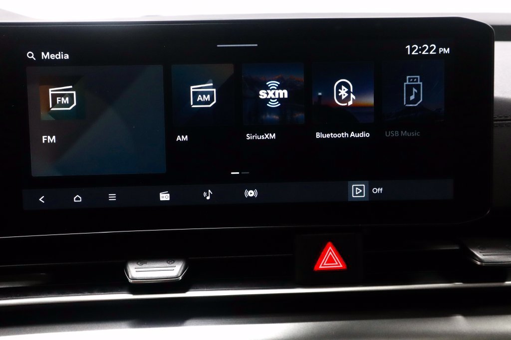 Used 2025 Kia Carnival SX Prestige FWD image 4