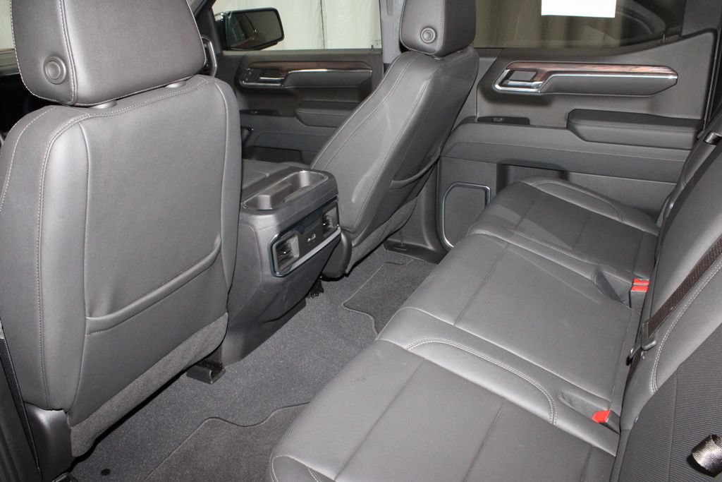 Used 2023 GMC Sierra 1500 SLT w/ SLT Convenience Package RWD image 25