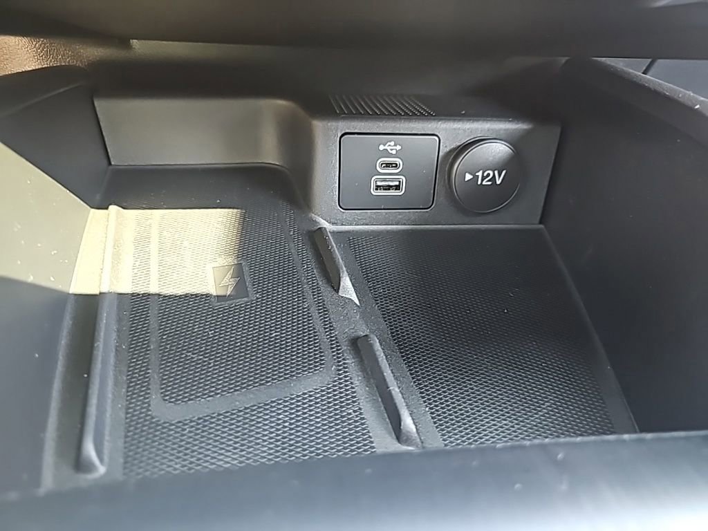 Certified 2025 Ford Escape ST-Line Select w/ Tech Pack #2 image 36