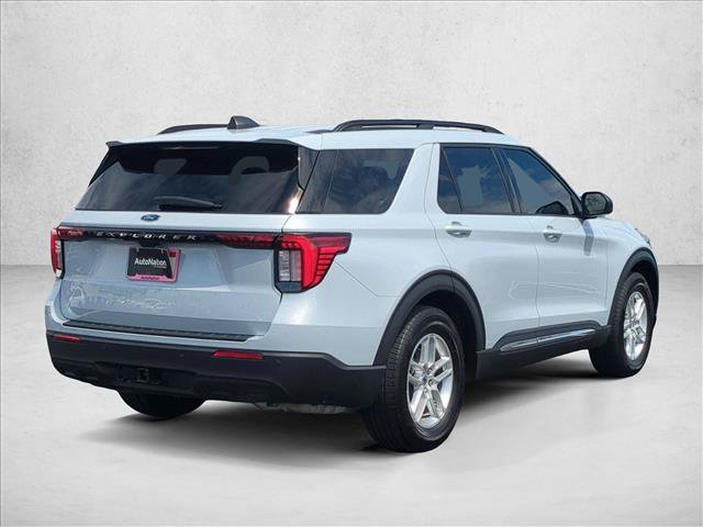 Certified 2025 Ford Explorer Active RWD image 5