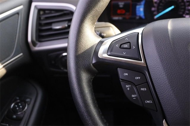 Certified 2024 Ford Edge SEL image 11